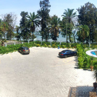 <img class='cat_full_img' src='https://rbkt.org/b/18/83/93/1883938bb307d942e7111a7cda38c700.jpg' />