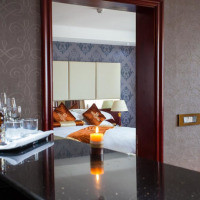 <img class='cat_full_img' src='https://rbkt.org/b/d5/75/80/d575805f1e232b5a877f918bb0bf2f0a.jpg' />