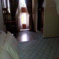 <img class='cat_full_img' src='https://rbkt.org/b/e3/6c/90/e36c90bde7c90683663a4c2c513c2667.jpg' />