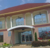 <img class='cat_full_img' src='https://rbkt.org/b/e9/8b/59/e98b595e840e7e04540508eae0847436.jpg' />