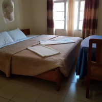 <img class='cat_full_img' src='https://rbkt.org/b/cf/02/08/cf0208f5b3e2fa73ca048eb8cc0497a8.jpg' />