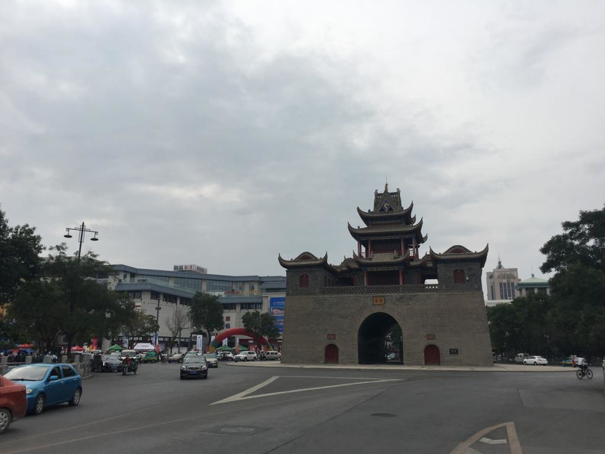 Иньчуань. Huaiyuan, Anhui, China. Dōngfānghóng.