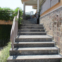 <img class='cat_full_img' src='https://rbkt.org/b/88/b9/3f/88b93f5e64233137de7e87cabe67b91b.jpg' />