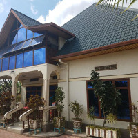 <img class='cat_full_img' src='https://rbkt.org/b/19/69/f3/1969f36a920ab9272008592ab5c31791.jpg' />