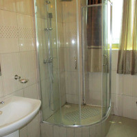 <img class='cat_full_img' src='https://rbkt.org/b/fa/ce/ca/facecabeab41a70ff2f00a48f7f457d3.jpg' />