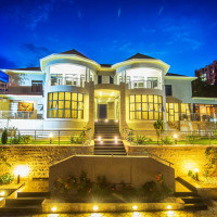 <img class='cat_full_img' src='https://rbkt.org/b/42/30/2e/42302eac61369c7be8aba31ca445337e.jpg' />