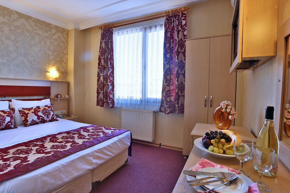 Отели стамбула в центре недорого. Malabadi Beyazit Hotel Стамбул. Beyazit Palace Hotel 3*. Beyazit Palace Hotel.