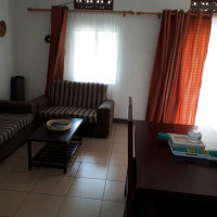 <img class='cat_full_img' src='https://rbkt.org/b/52/3e/b3/523eb349cb344845c62856133826c7f0.jpg' />