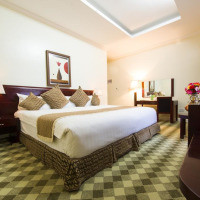 <img class='cat_full_img' src='https://rbkt.org/b/5d/e6/6d/5de66dc7d15759cb02bd00b31e551379.jpg' />