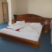 <img class='cat_full_img' src='https://rbkt.org/b/55/dd/b7/55ddb79b156d376c02b3c663a586fbaa.jpg' />