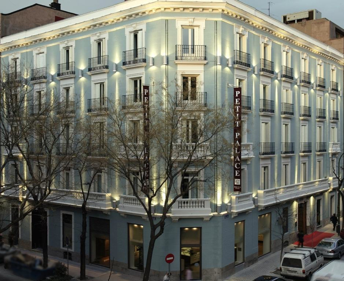 Галерея 4. Petit Palace Madrid.