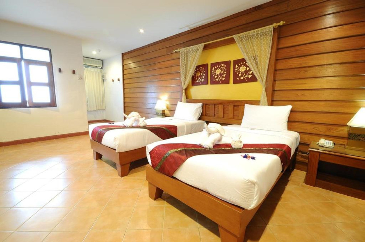 Patong resort 3 патонг