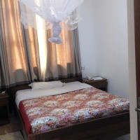 <img class='cat_full_img' src='https://rbkt.org/b/cb/c4/bb/cbc4bbd6a8dc2b00fcbe59213fedbb49.jpg' />