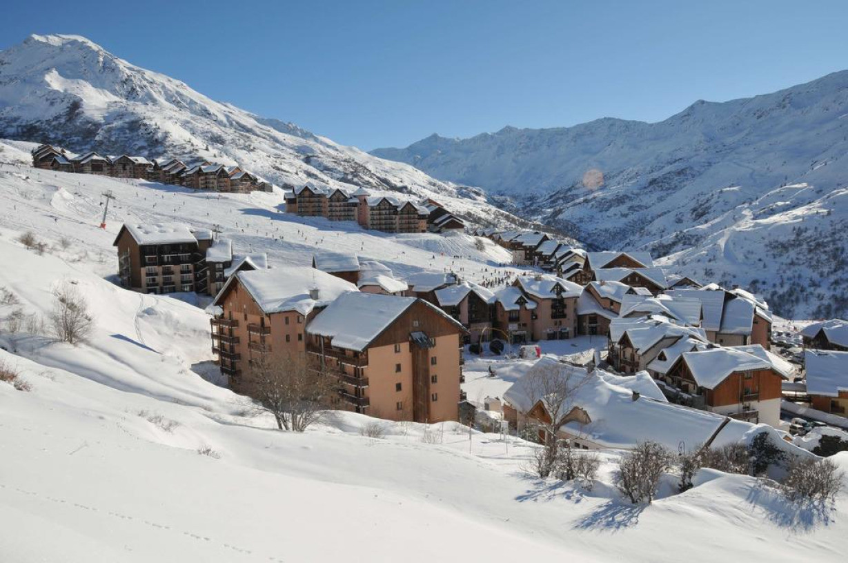 Les hauts. Шамбери Франция горнолыжный курорт. Вальменье Марк. Galibier-Thabor. Valmeinier Ski Map.