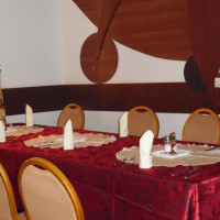 <img class='cat_full_img' src='https://rbkt.org/b/be/82/b2/be82b2441e5fb64f0885978ee33bec00.jpg' />