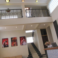 <img class='cat_full_img' src='https://rbkt.org/b/3d/56/5f/3d565fea0796f616605c477cd026d036.jpg' />