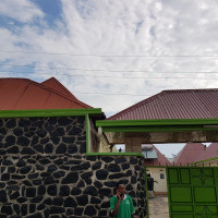 <img class='cat_full_img' src='https://rbkt.org/b/f2/31/78/f2317836ec469d0b5e71e4af11b73074.jpg' />