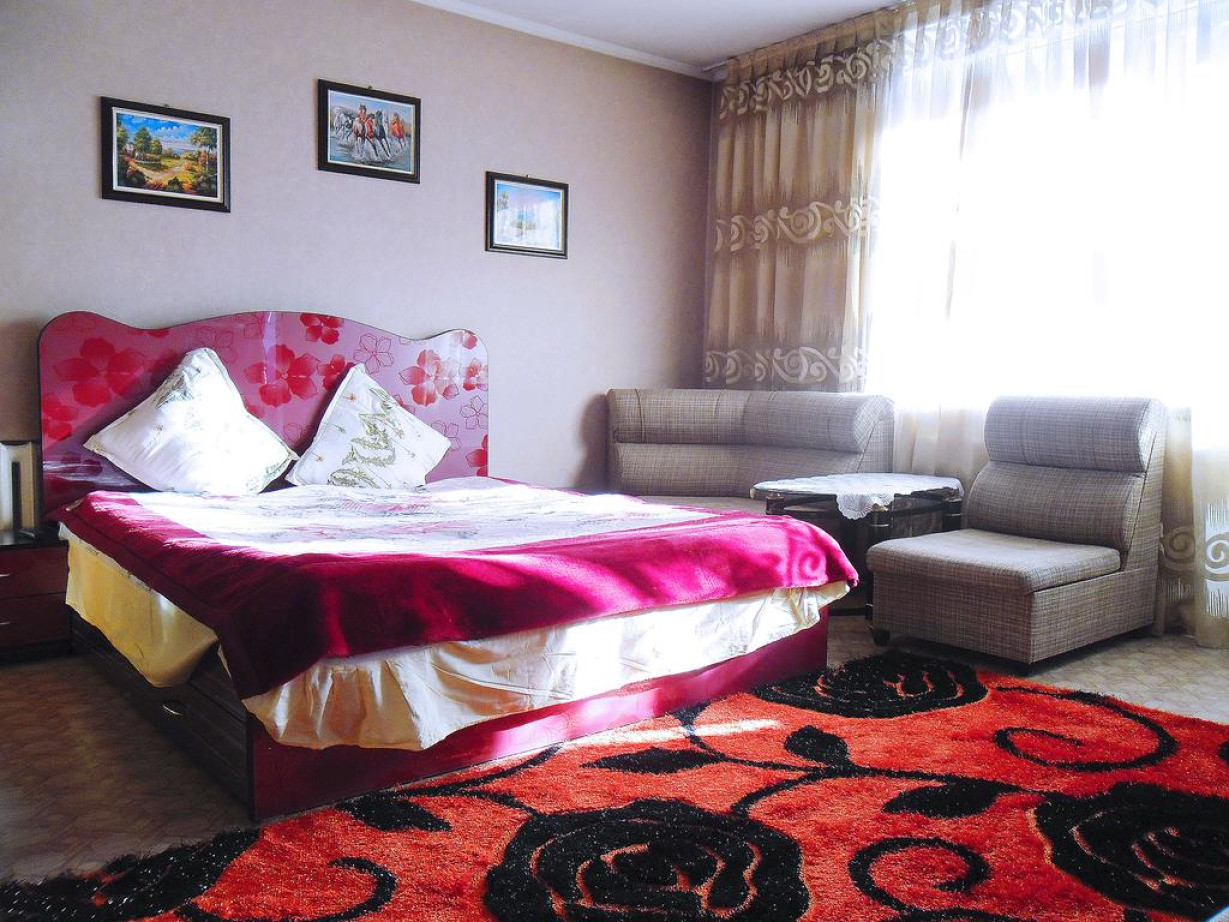 Гостиница в бишкеке недорого. Отель Парадайз Бишкек. Гостиница Home Hotel Bishkek. Бишкек гостиница дешевый. Отель апартаменты Бишкек.