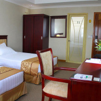 <img class='cat_full_img' src='https://rbkt.org/b/01/ac/14/01ac1465c340a4434ecf8dd553457ef5.jpg' />