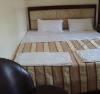 <img class='cat_full_img' src='https://rbkt.org/b/7e/bb/a1/7ebba1121e689783cf322829fce04f21.jpg' />