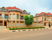 <img class='cat_full_img' src='https://rbkt.org/b/3b/fa/18/3bfa18c7e513d808d5841c5af7951b1c.jpg' />