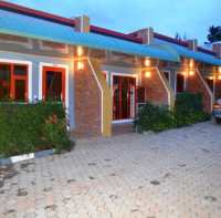 <img class='cat_full_img' src='https://rbkt.org/b/42/0e/12/420e120448725352d47afa904fd6a8d1.jpg' />