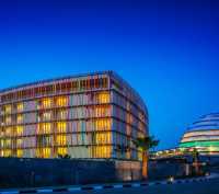 <img class='cat_full_img' src='https://rbkt.org/b/08/c4/e1/08c4e1a13ea522c0c83ad3d61180da06.jpg' />