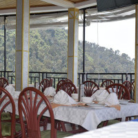 <img class='cat_full_img' src='https://rbkt.org/b/84/79/c3/8479c3bfb211c534b119ea14a9e560ee.jpg' />