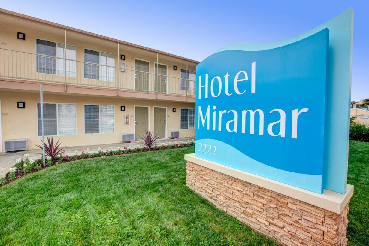 Miramar в Сан-Диего. Прибрежный отель Южная Америка. Miramar California. California Miramar University.