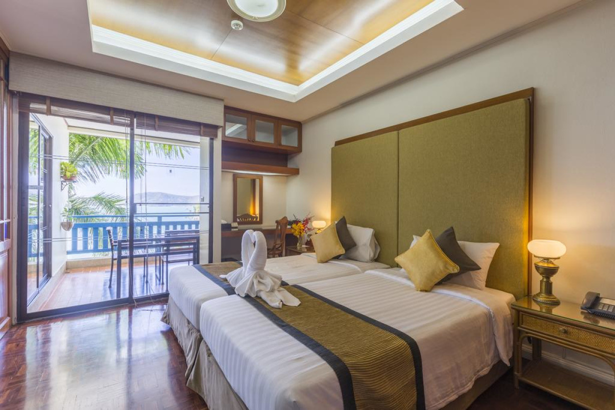 Surintra boutique resort. Kantary Bay Hotel Phuket. Kantary Bay Hotel 4*. Kantary Bay 3*. Отели на Пхукете для отдыха.