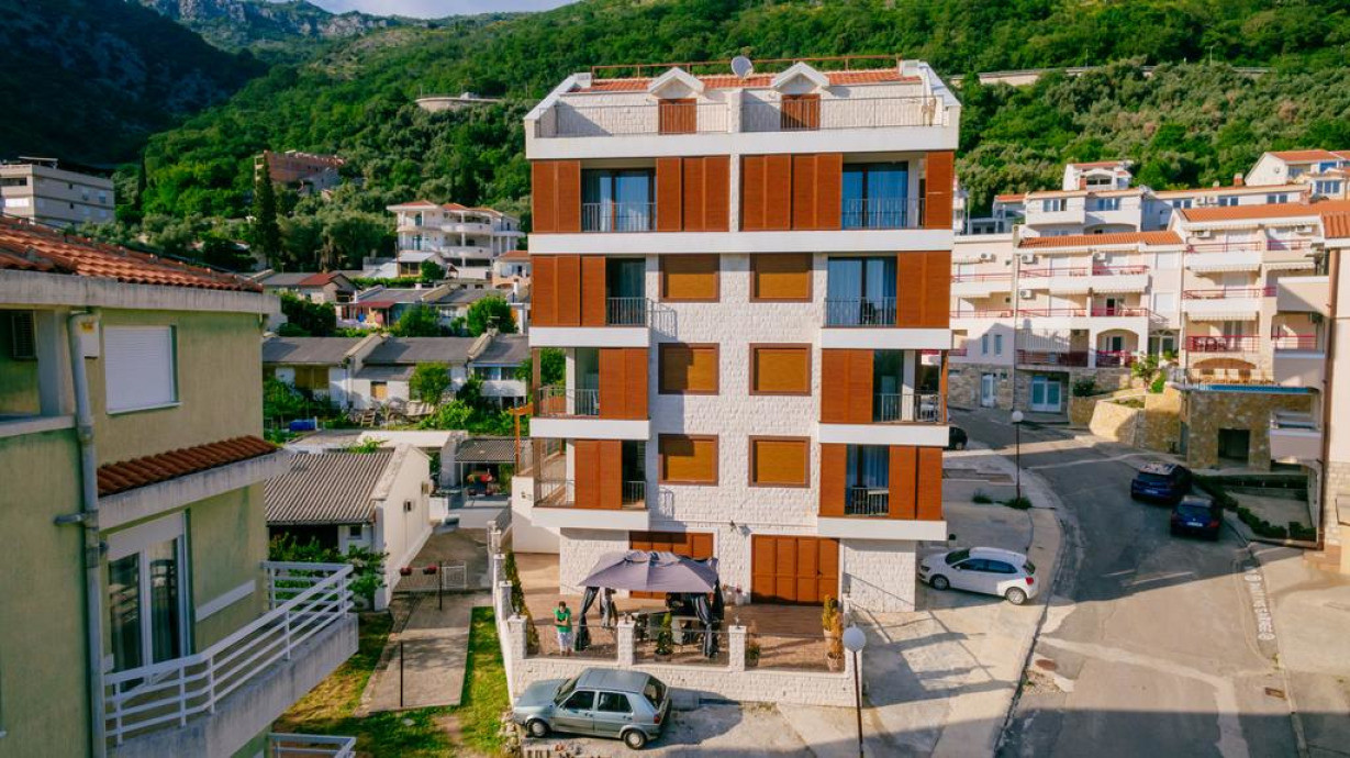 Petrovac Apartments