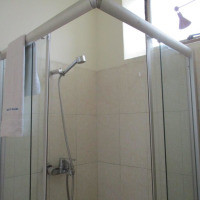 <img class='cat_full_img' src='https://rbkt.org/b/bb/25/cc/bb25cc9bb20a6870905e02b378a81cc8.jpg' />