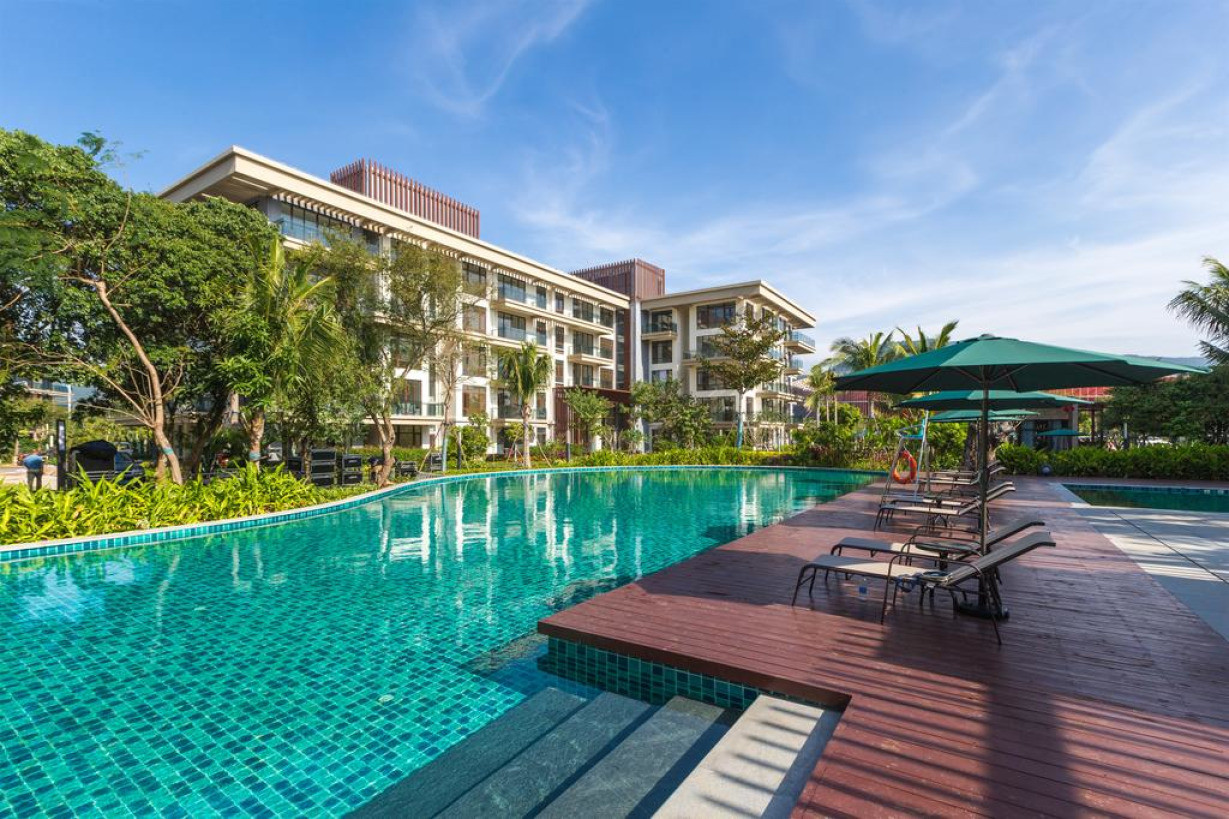 Holiday inn suites yalong bay. Sanya Tsingneng Landscape Coastal (ex. Liking Resort) 4*. Liking Resort Sanya 4*.