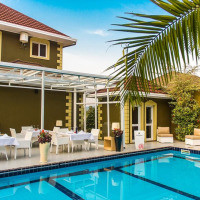 <img class='cat_full_img' src='https://rbkt.org/b/f3/1a/c2/f31ac2ca91422e33321247a9535e214a.jpg' />