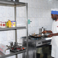 <img class='cat_full_img' src='https://rbkt.org/b/42/bd/76/42bd769f04f7862628847e30f4c5c4f2.jpg' />