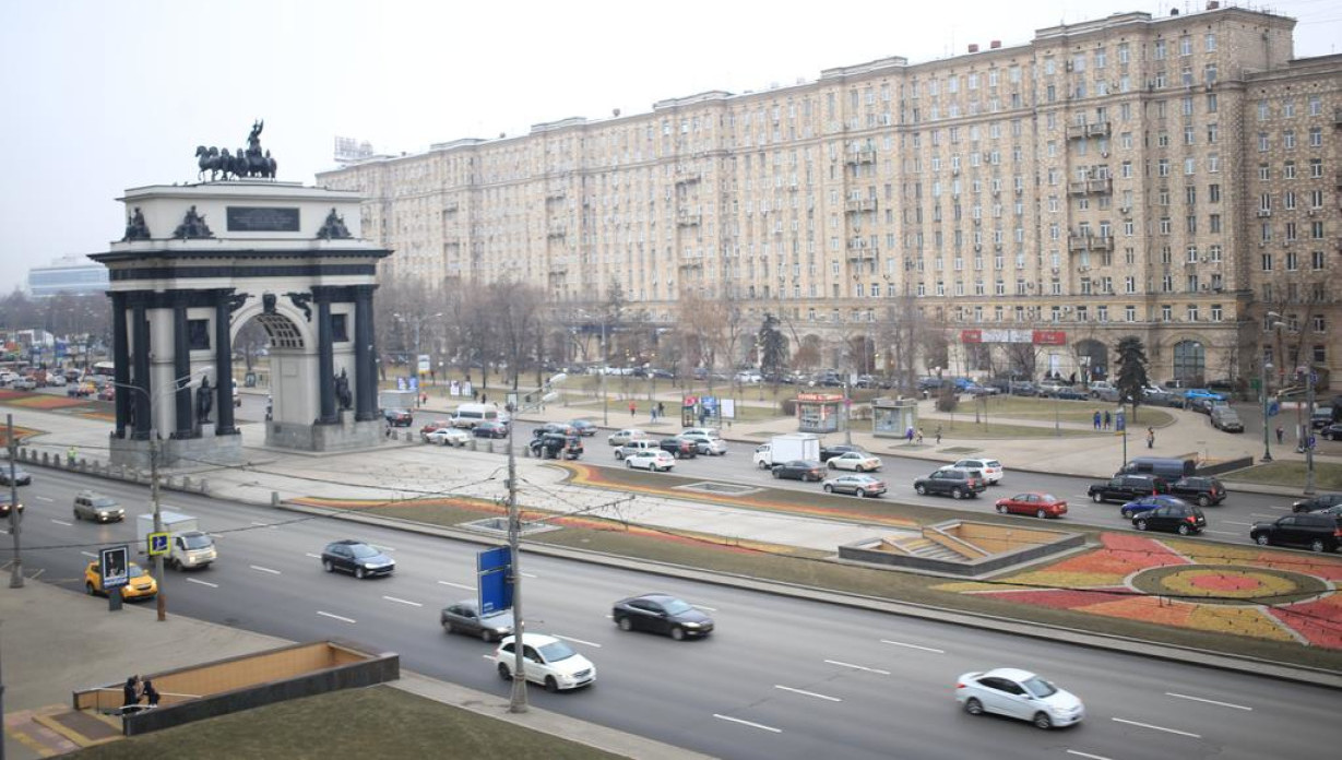 Парк победы кутузовский проспект москва. Парк Победы на Кутузовском проспекте. Кутузовский проспект 22 Москва. Площадь Победы Москва. Парк Победы, Москва, Кутузовский проспект.