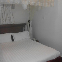 <img class='cat_full_img' src='https://rbkt.org/b/b7/7b/c7/b77bc7a276c5060eb94f18437da19748.jpg' />