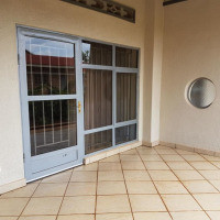 <img class='cat_full_img' src='https://rbkt.org/b/92/0d/19/920d19f15abdb5b5d906ab00bb1131bc.jpg' />