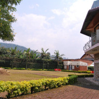 <img class='cat_full_img' src='https://rbkt.org/b/22/b8/7e/22b87e36e5ab4a71c61cb1314ab0f8a6.jpg' />