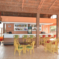 <img class='cat_full_img' src='https://rbkt.org/b/33/19/19/3319198efe4eeaf47d9f62fa15a25135.jpg' />