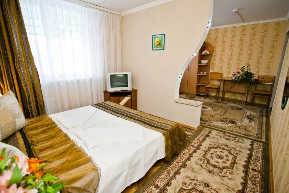 Фото гостиницы Кишинева. Гостиницы в Тирасполе цены на услуги. В кишиневе недорогие