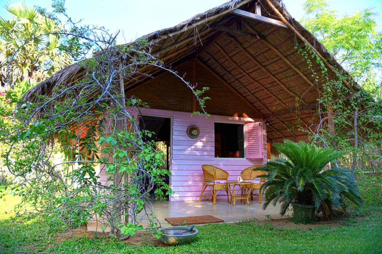 Polina beach resort шри ланка. Palagama Beach Hotel Sri Lanka Шри-Ланка.