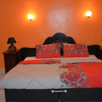 <img class='cat_full_img' src='https://rbkt.org/b/f1/f4/1c/f1f41ca7ea03f840c10f83126a70f0f3.jpg' />