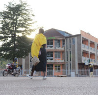 <img class='cat_full_img' src='https://rbkt.org/b/f2/71/31/f27131941bcc1d359d58c3098ae27b17.jpg' />