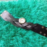 Наручные женские часы с кожаным ремешком CCQ