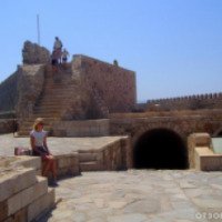 Венецианская крепость Rocca al Mare в порту Ираклиона (Греция, Крит)