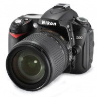 Цифровой зеркальный фотоаппарат Nikon D90 kit 18-105