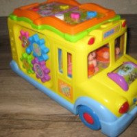 Развивающая музыкальная игрушка Huile Toys "Забавный автобус"