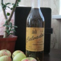 Кальвадос Calvados Selectionne par Distillerie Paul Devoille