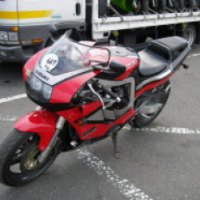 Мотоцикл Suzuki GSX-R400